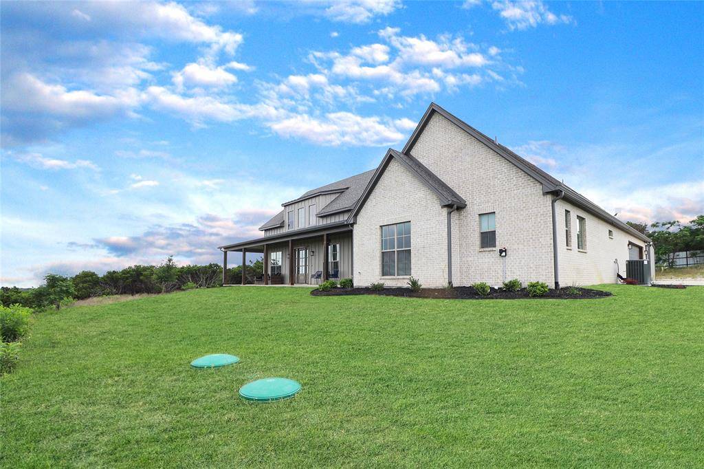115 Cedar Mountain Drive, Weatherford, TX 76085