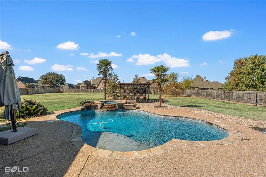221 Cattail Trail, Benton, LA 71006