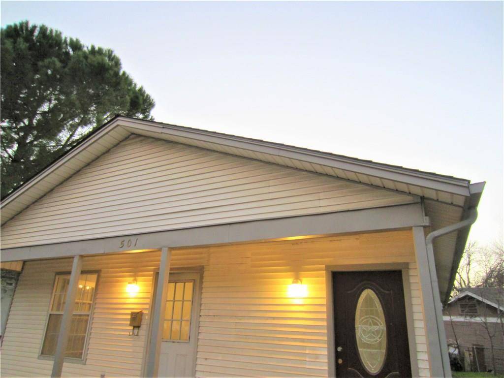 501 Mounts Avenue, Denton, TX 76201