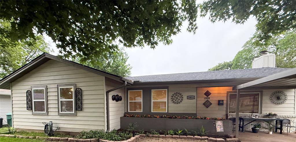 1414 N Binkley Street, Sherman, TX 75092