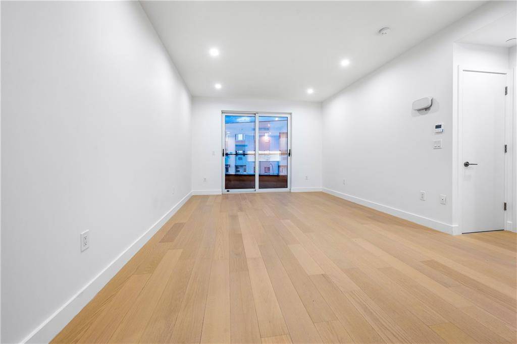 150-02 Northern BLVD #3L, Flushing, NY 11354