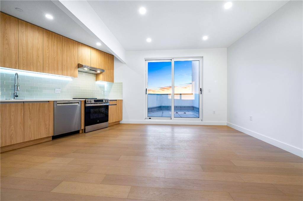 150-02 Northern BLVD #6A, Flushing, NY 11354