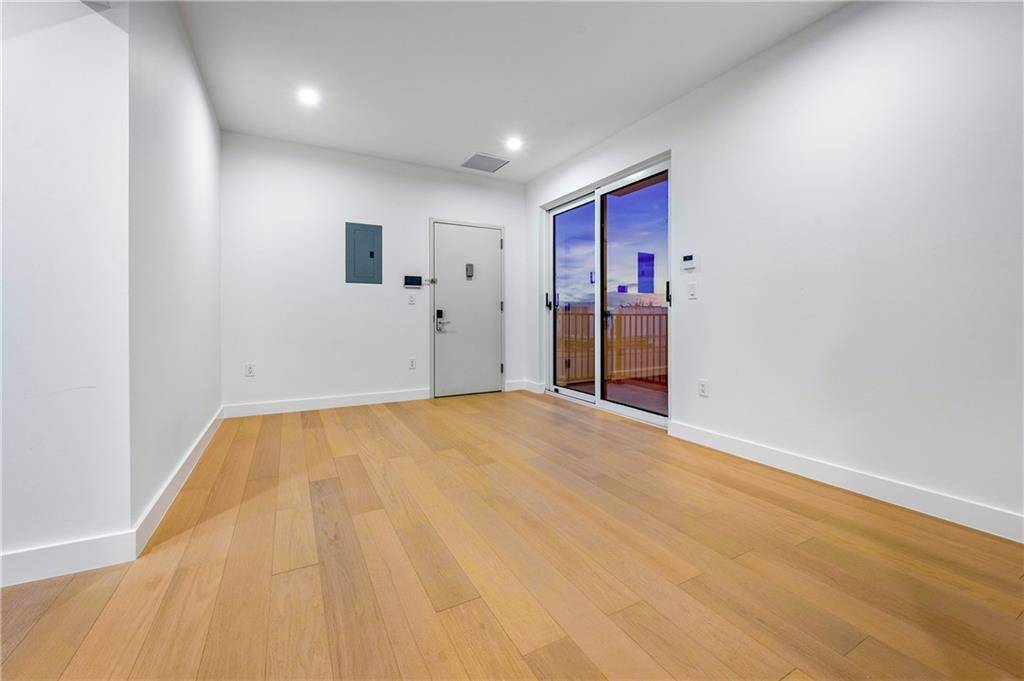 150-02 Northern BLVD #4K, Flushing, NY 11354