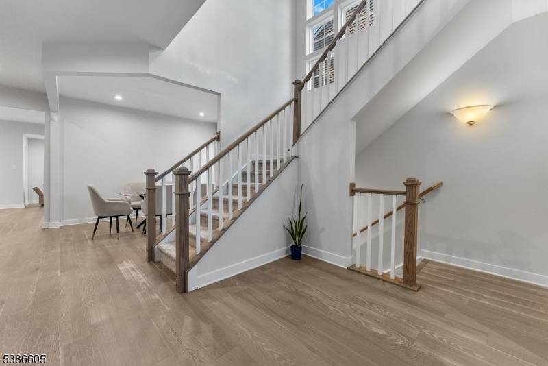 58 Oakwood Blvd, Union Twp., NJ 08827