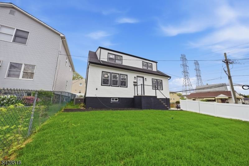 551 Schuyler Ave, North Arlington Boro, NJ 07031