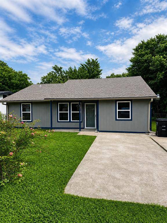 106 N 4th Street, Crandall, TX 75114