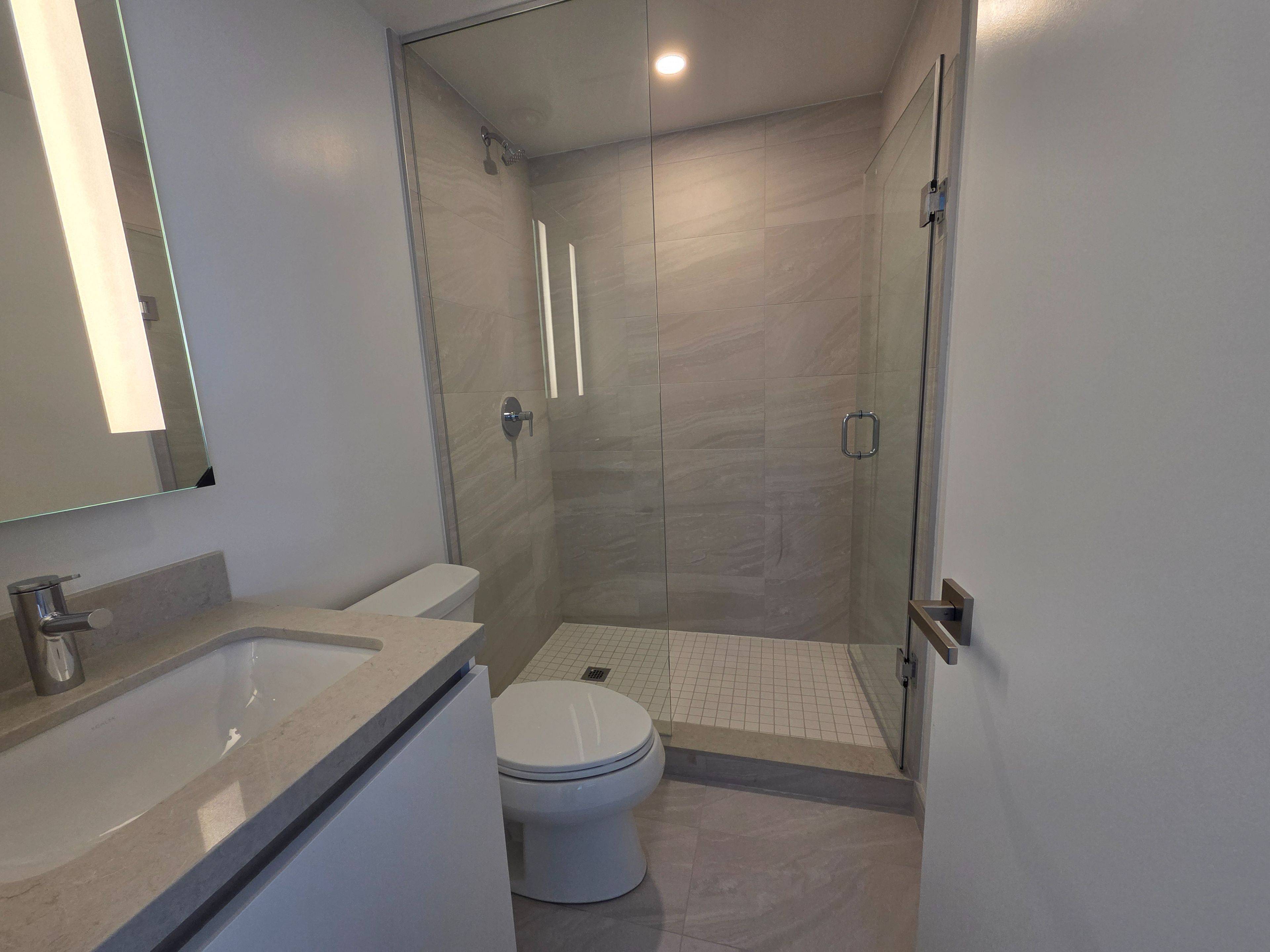 4015 The Exchange ST #4807, Mississauga, ON L5B 0N9