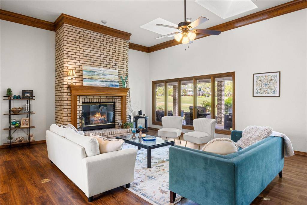 8911 Bontura Road, Granbury, TX 76049