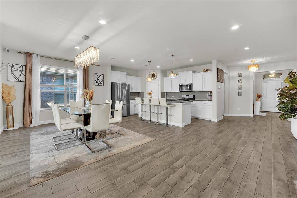 1120 Gillespie Drive, Fort Worth, TX 76247