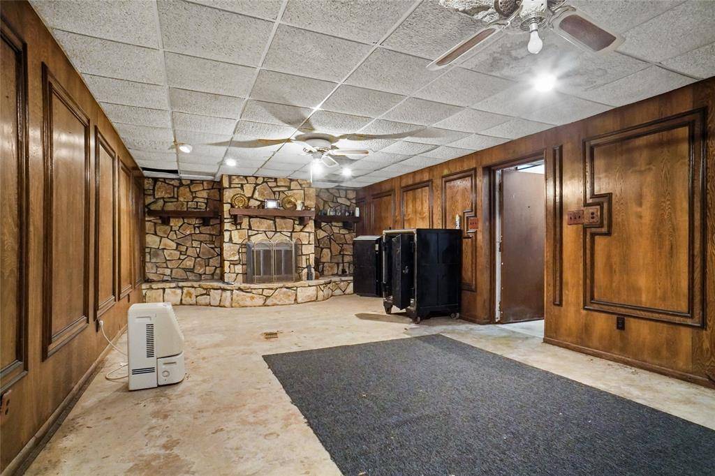 1092 W Highway 199, Springtown, TX 76082