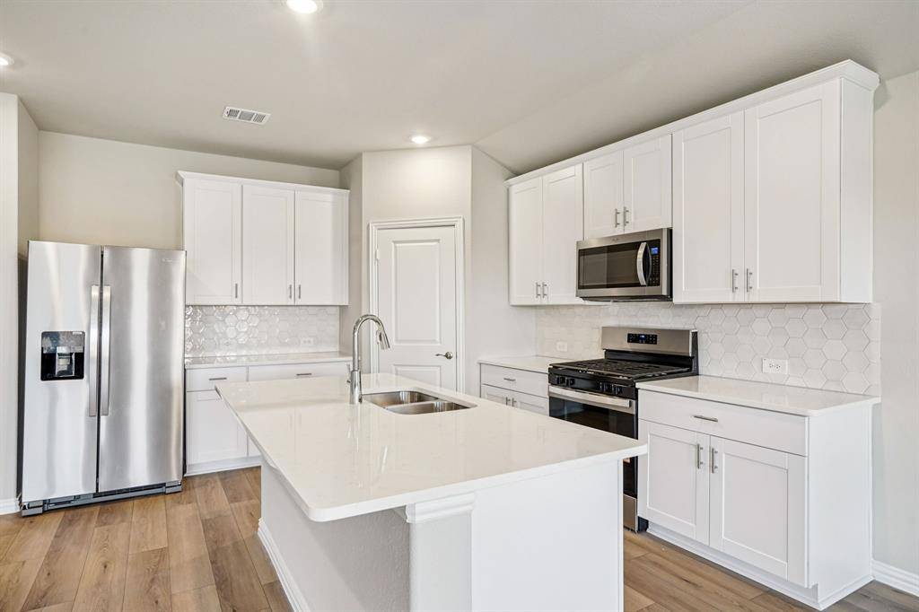 2201 Nicole Drive, Denton, TX 76208