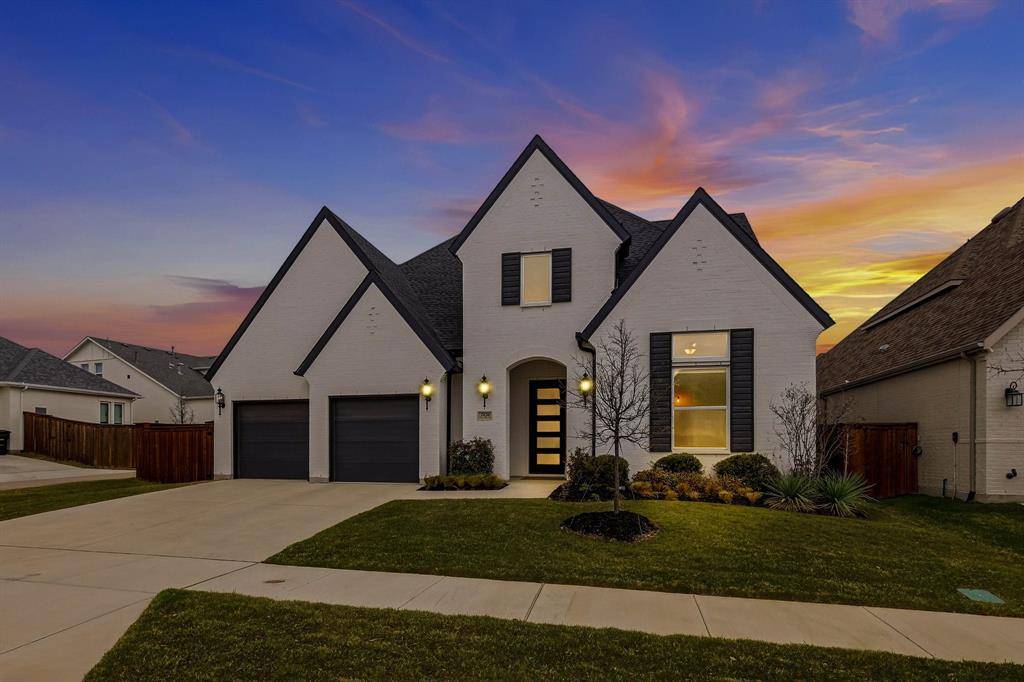 2020 Grey Bark Street, Fort Worth, TX 76008
