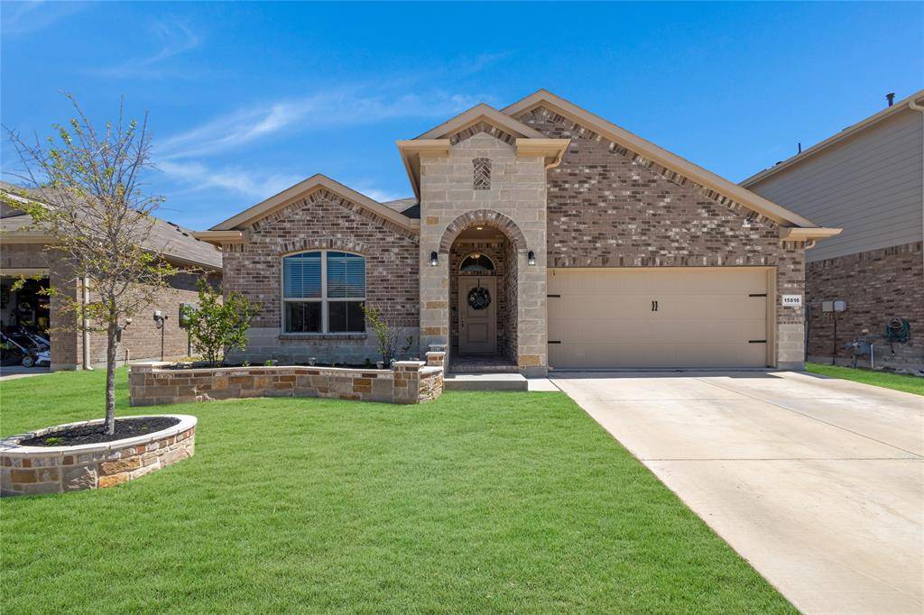 15816 Caballero Drive, Fort Worth, TX 76247