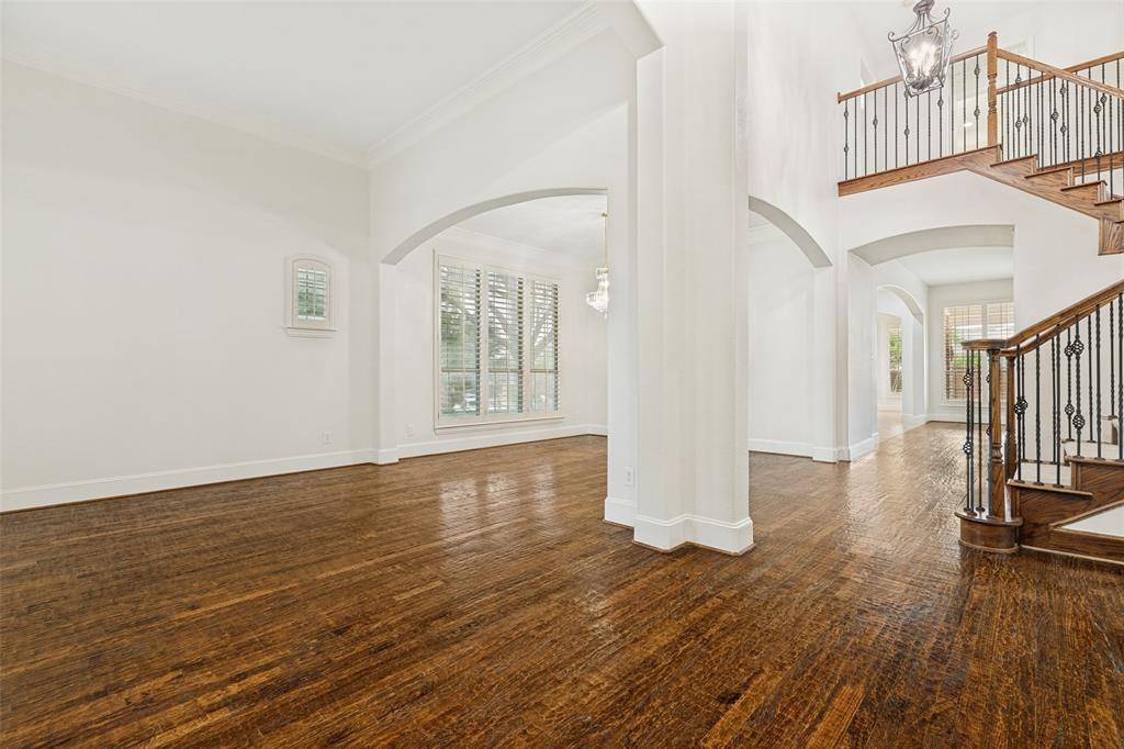 8308 Craftsbury Lane, Mckinney, TX 75071