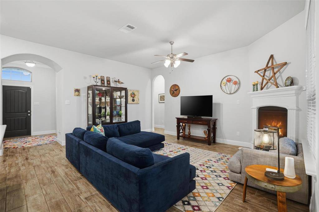 2824 Bobcat Drive, Melissa, TX 75454