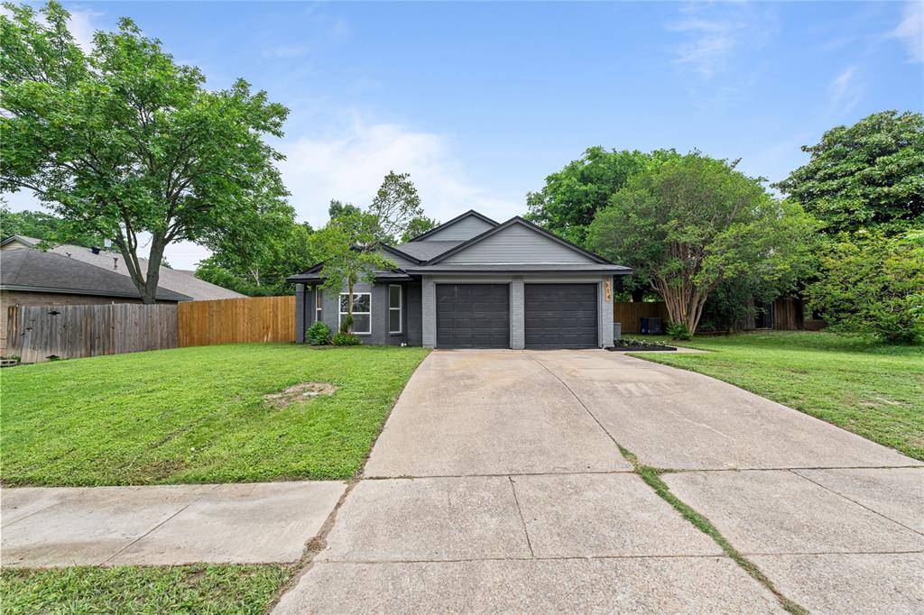 114 Hollywood Drive, Glenn Heights, TX 75154