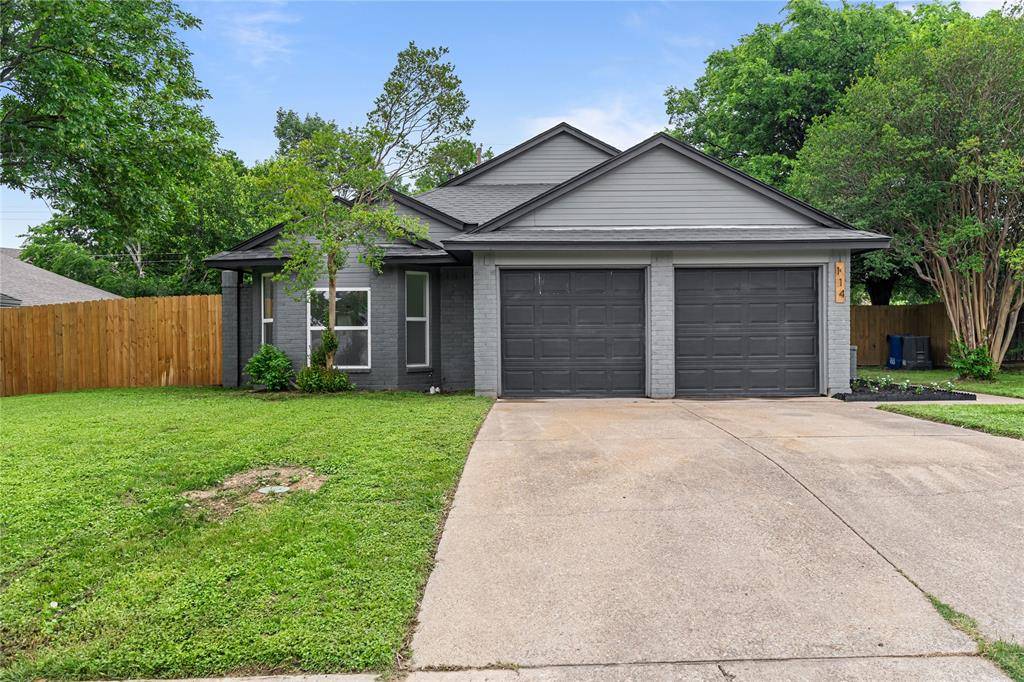114 Hollywood Drive, Glenn Heights, TX 75154