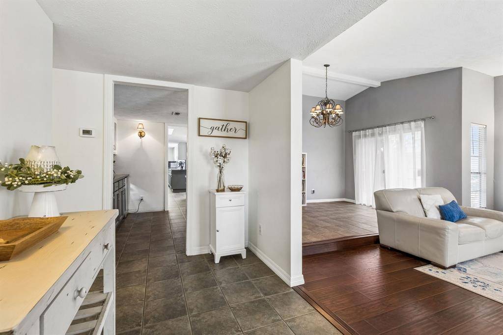 1833 Woodbury, Carrollton, TX 75007