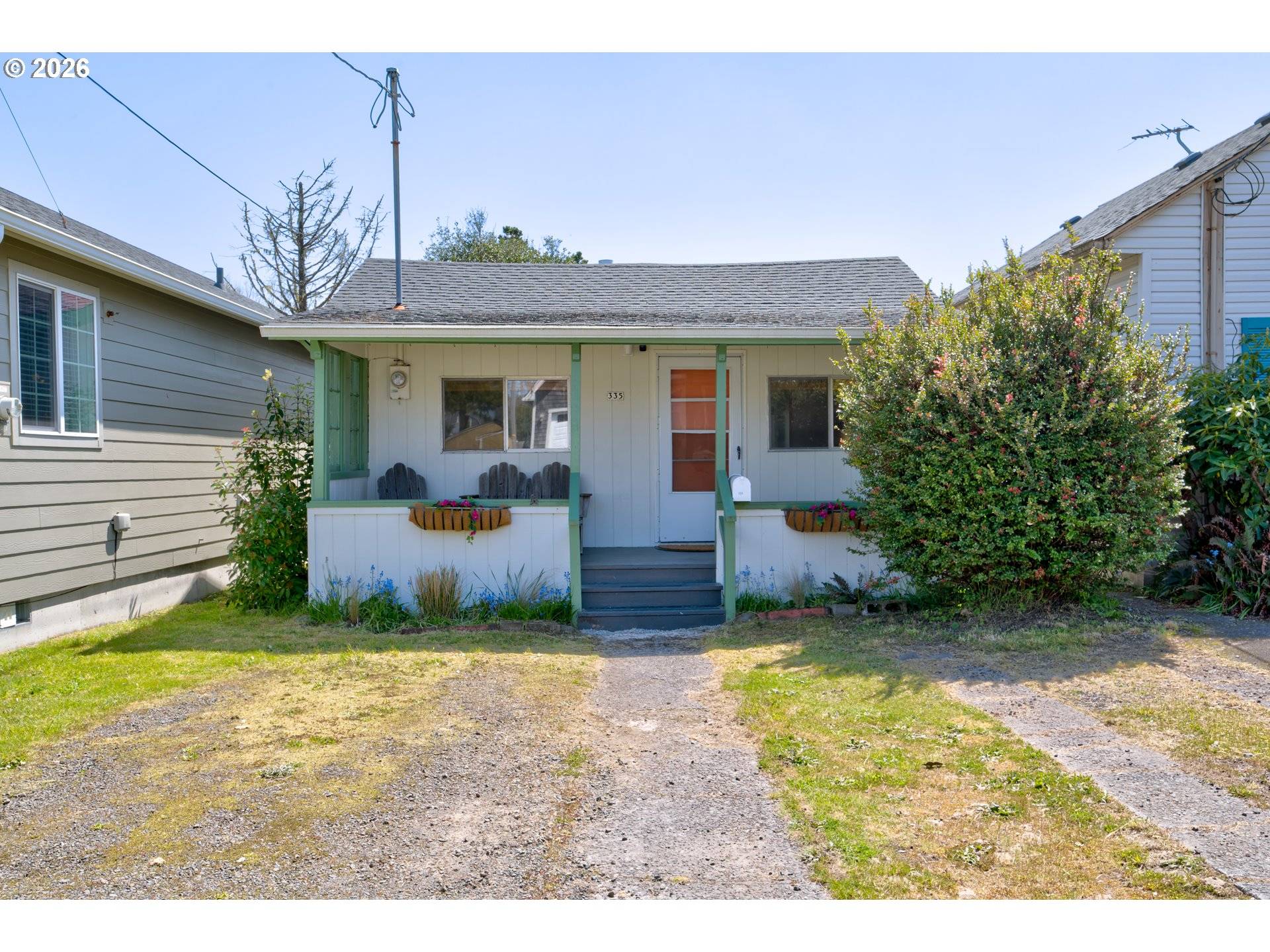335 9TH AVE, Seaside, OR 97138