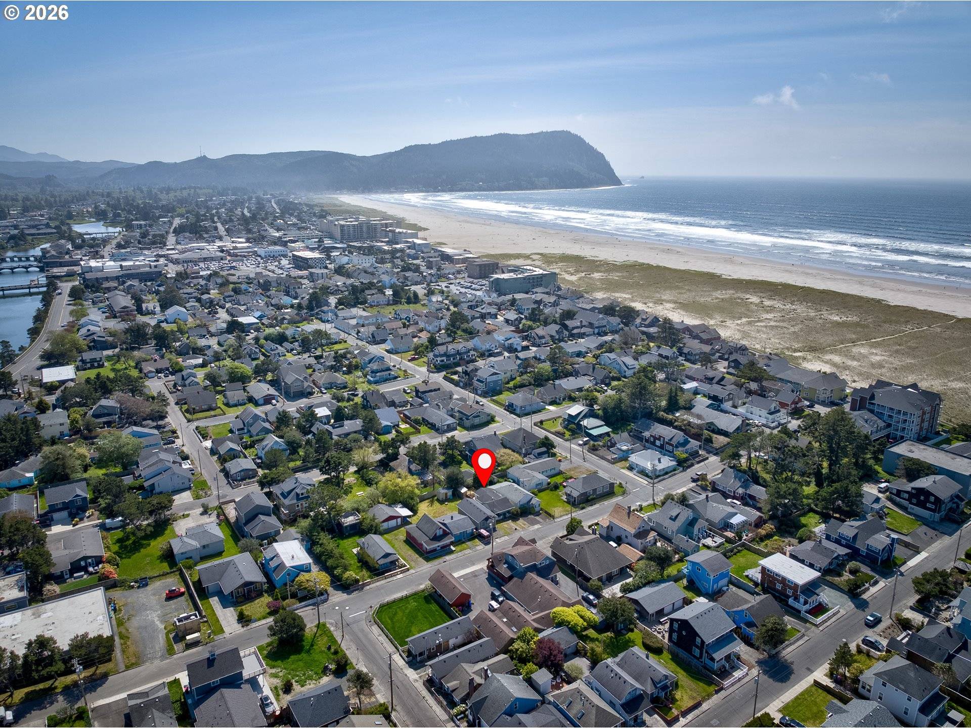 335 9TH AVE, Seaside, OR 97138