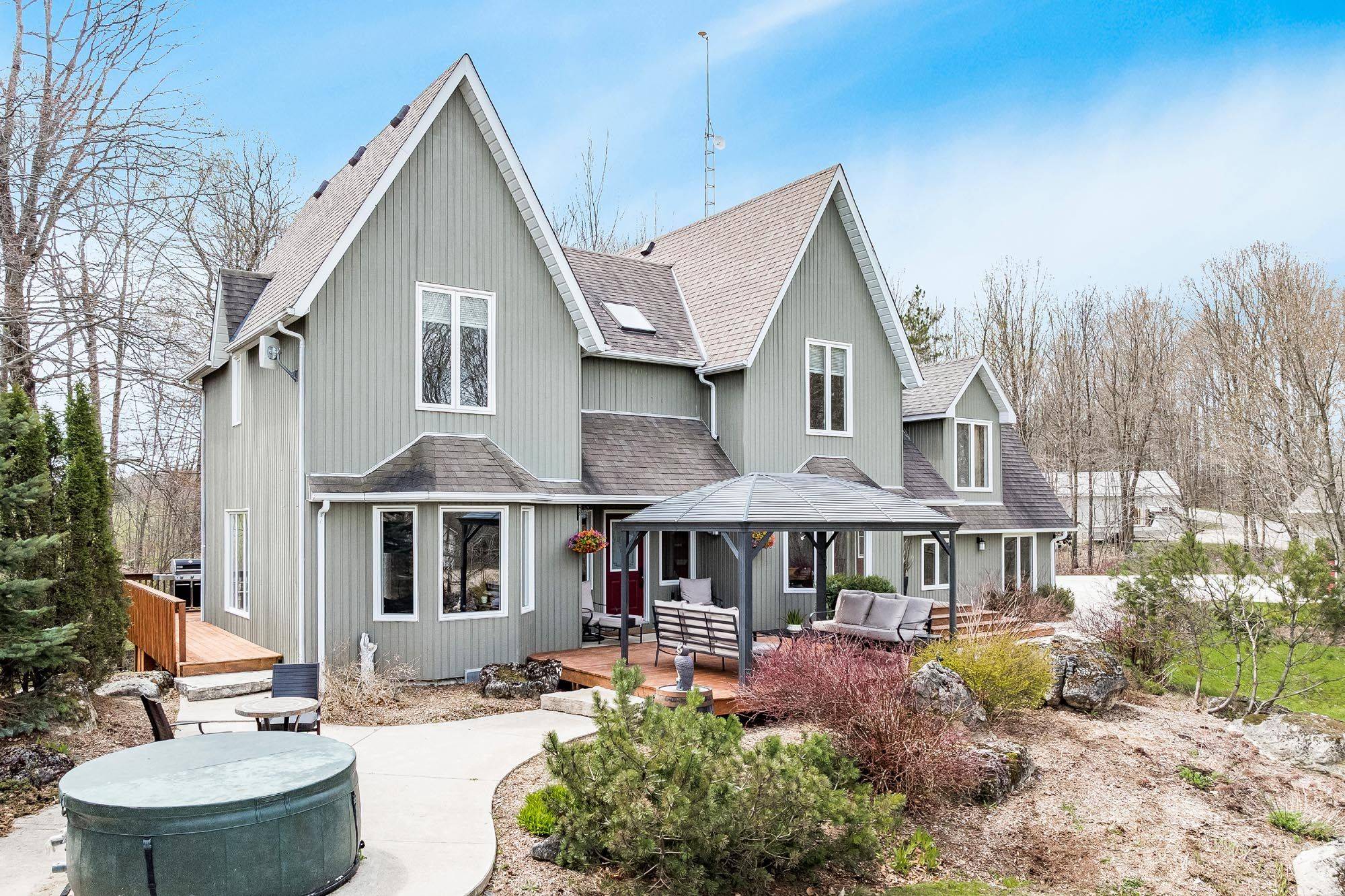 714329 Baseline RD, Grey Highlands, ON N0C 1E0