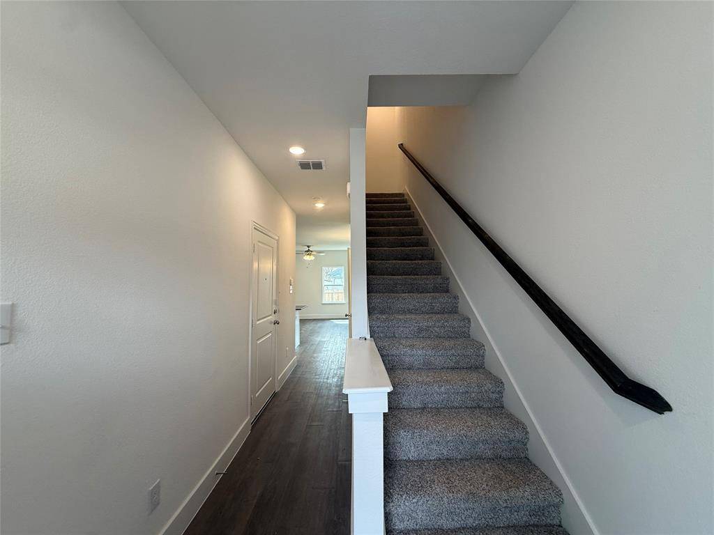 412 E 7th Street #2, Bonham, TX 75418