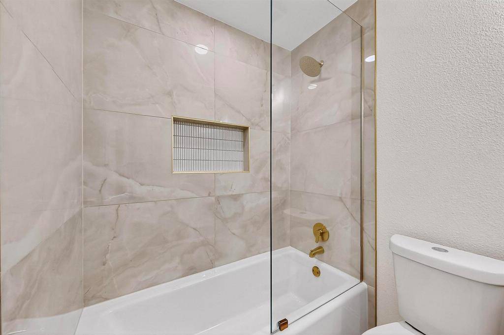 1105 Ryan Avenue, Carrollton, TX 75006