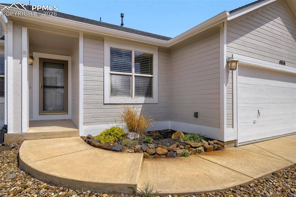 4019 Roan DR, Colorado Springs, CO 80922