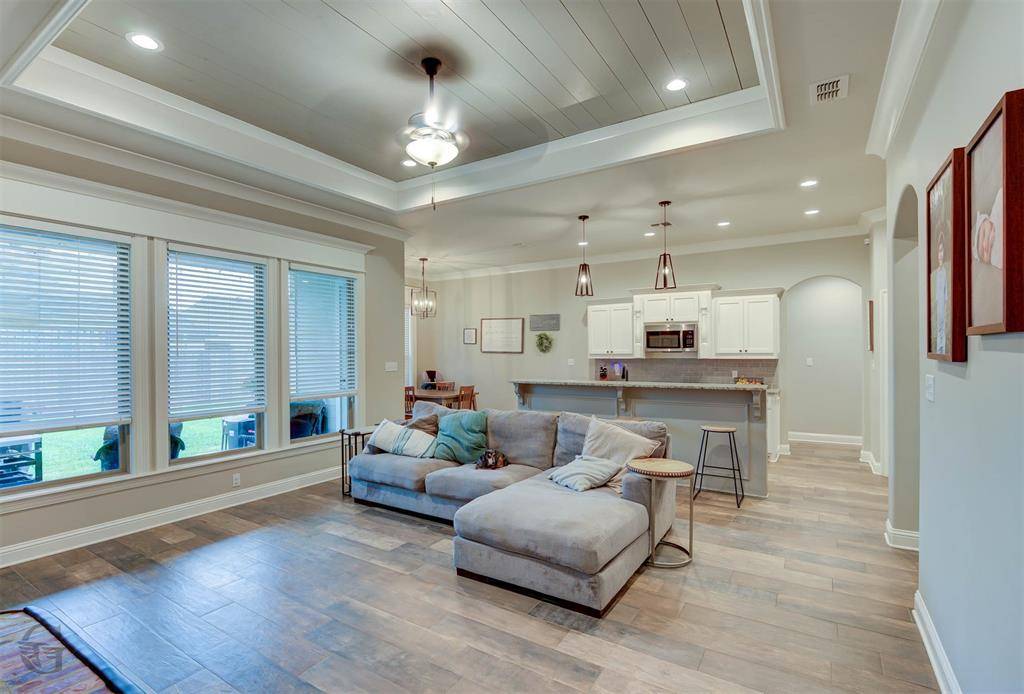 402 Halifax Circle, Benton, LA 71006