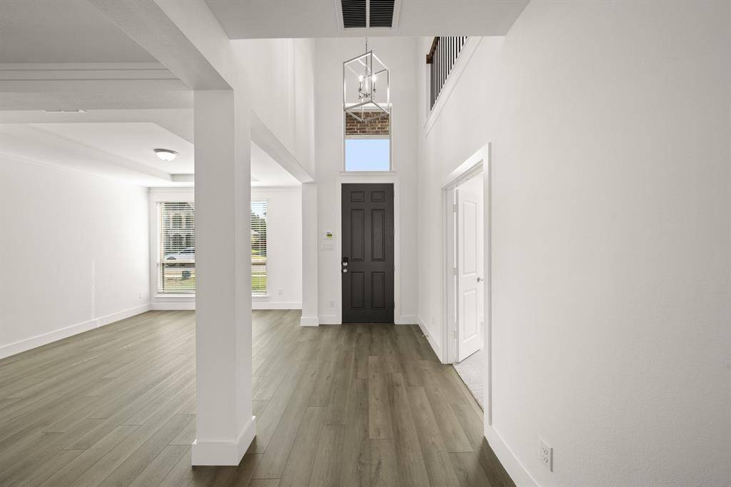 1811 Fannin Drive, Cedar Hill, TX 75104