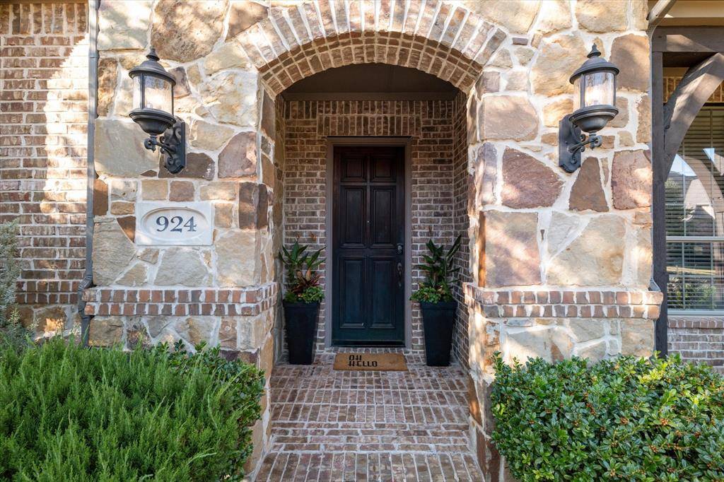 924 Lairds Lane, Allen, TX 75013