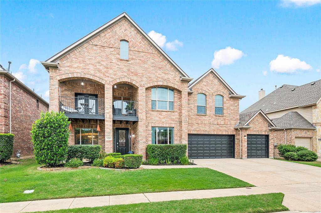 10249 Crowne Pointe Lane, Fort Worth, TX 76244