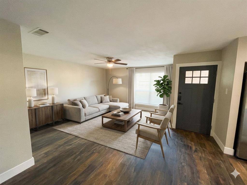 3708 Cranston Court E, Irving, TX 75062
