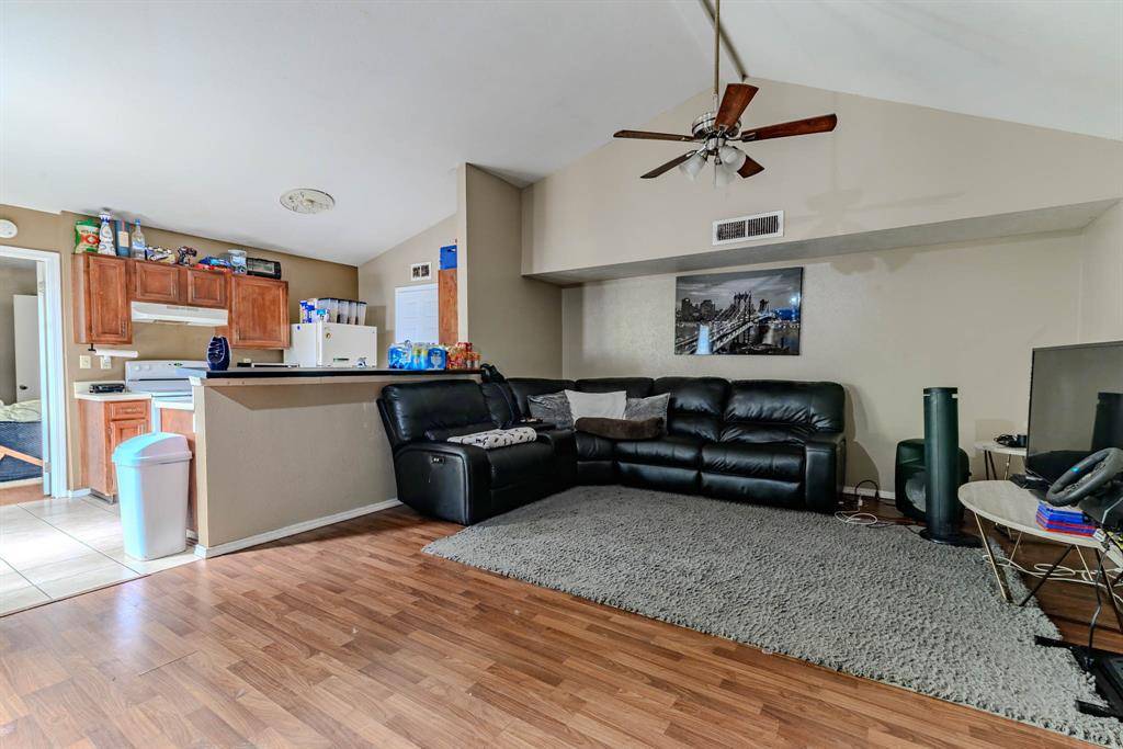 434 Pogue Street, Cedar Hill, TX 75104