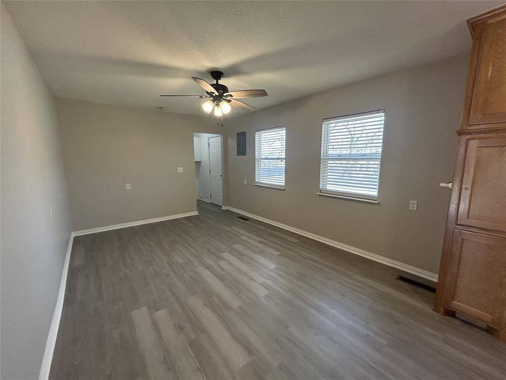 6406 Waynewood Court, Fort Worth, TX 76135