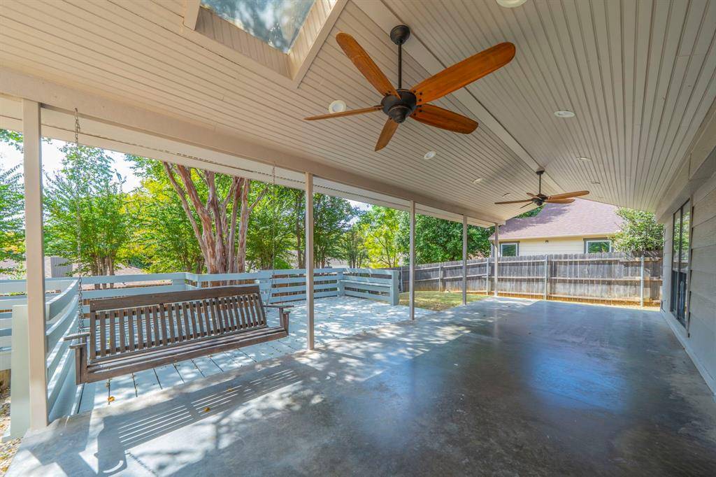 2321 Warwick Avenue, Grand Prairie, TX 75052
