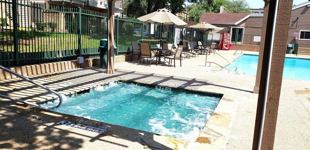 2301 Balsam Drive #M308, Arlington, TX 76006