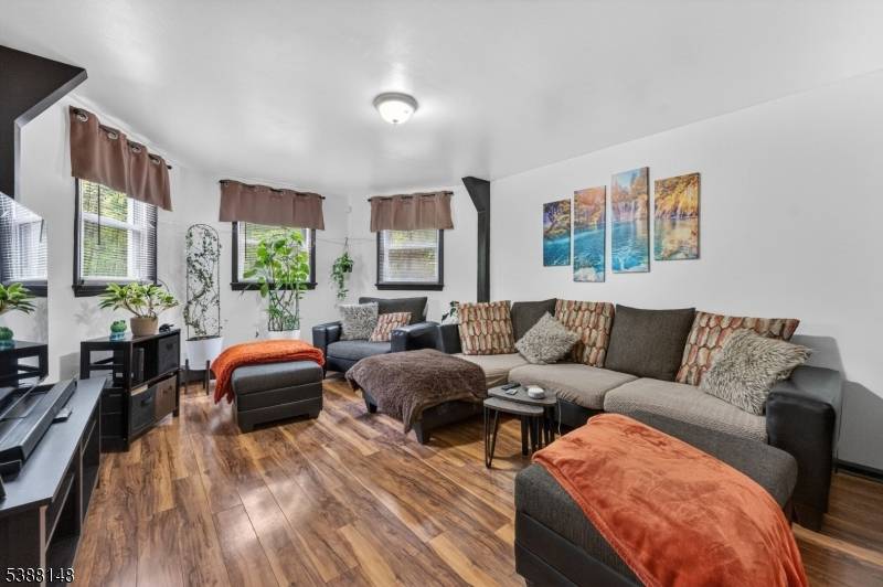 176 Doty Rd, Wanaque Boro, NJ 07420
