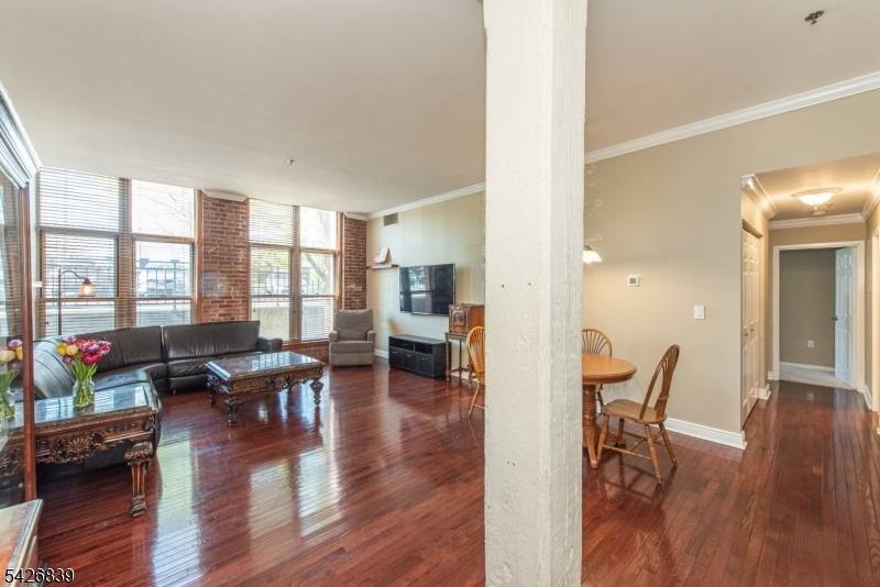 262 Main St #103, Little Falls Twp., NJ 07424