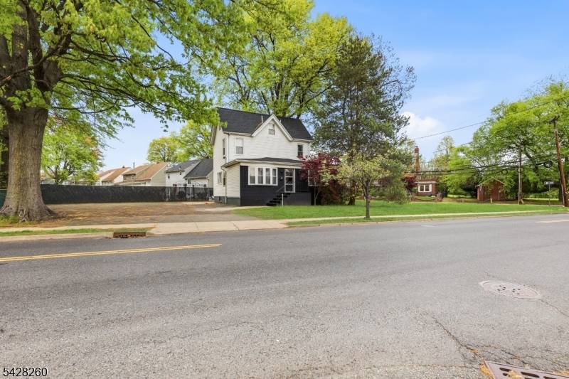 596 Belleville Ave, Belleville Twp., NJ 07109