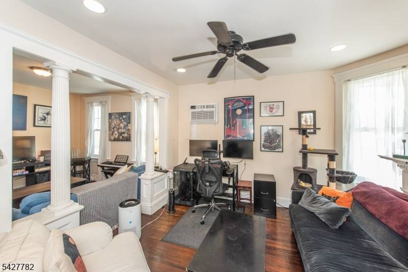 107 Sheridan Ave, Roselle Park Boro, NJ 07204
