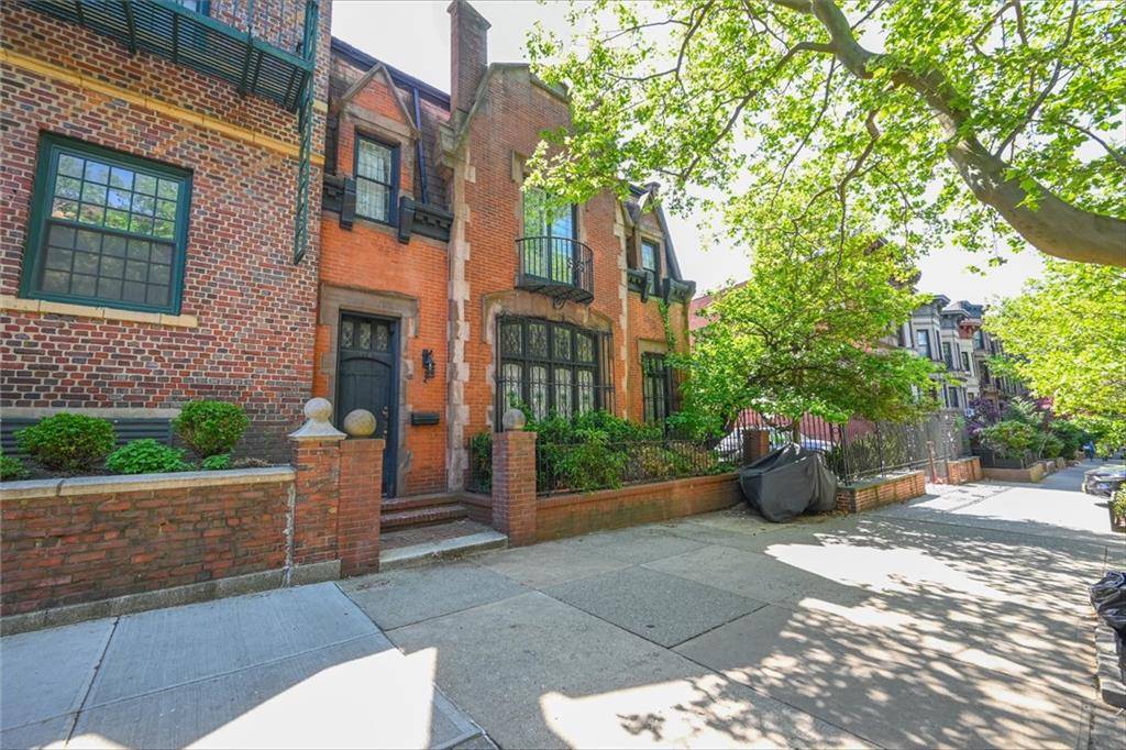 860 Union ST, Brooklyn, NY 11215