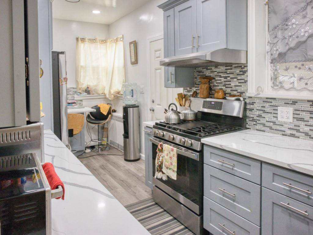 27 East 56th ST, Brooklyn, NY 11203