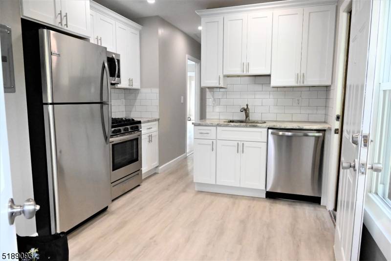 37 Bloomfield Ave #2, Caldwell Boro Twp., NJ 07006