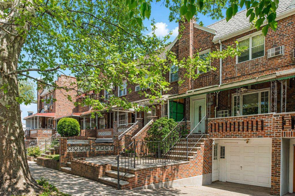 6623 Ovington CT, Brooklyn, NY 11204