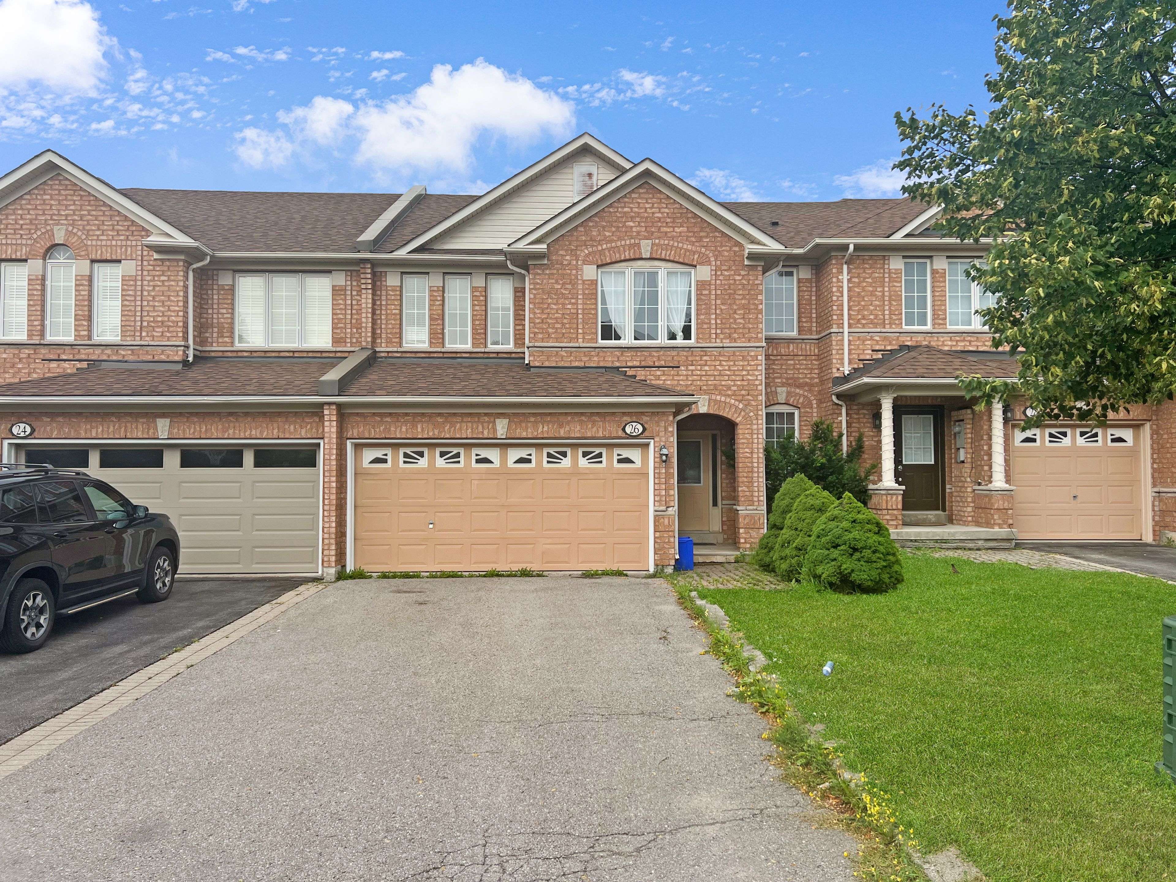 26 Millcliff CIR #Bsmt, Aurora, ON L4G 7N7