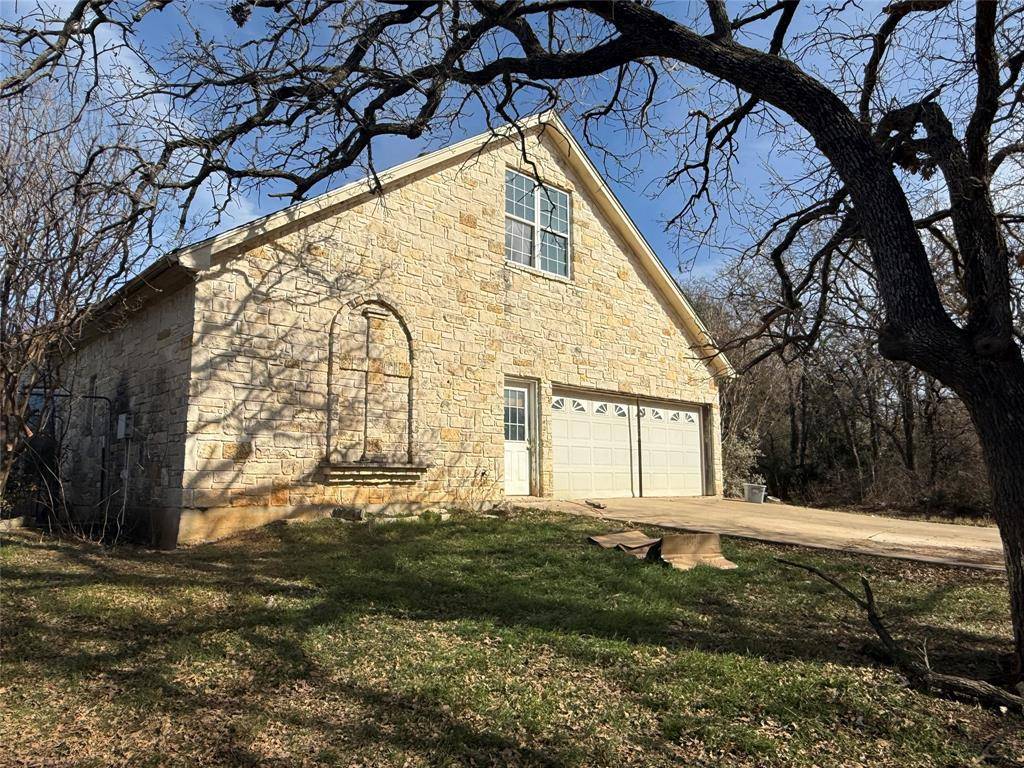 1700 DON LEE Road Road, Joshua, TX 76058