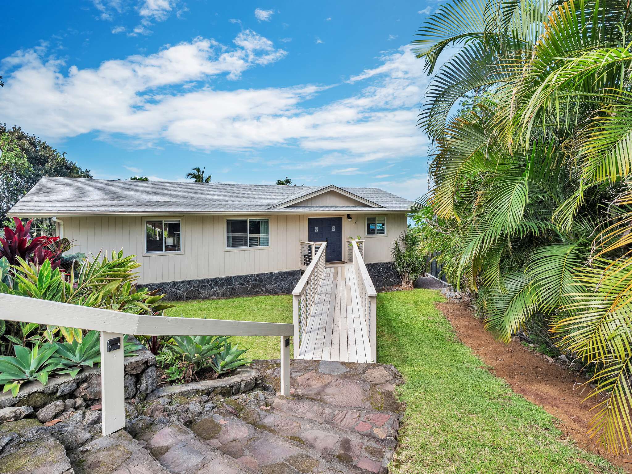 73-4344 LIHILIHI PL, Kailua Kona, HI 96740