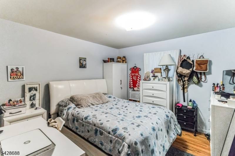 59 Polk St, Newark City, NJ 07105