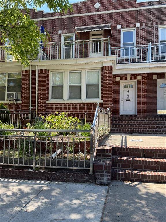 9004 Fort Hamilton Pkwy, Brooklyn, NY 11209